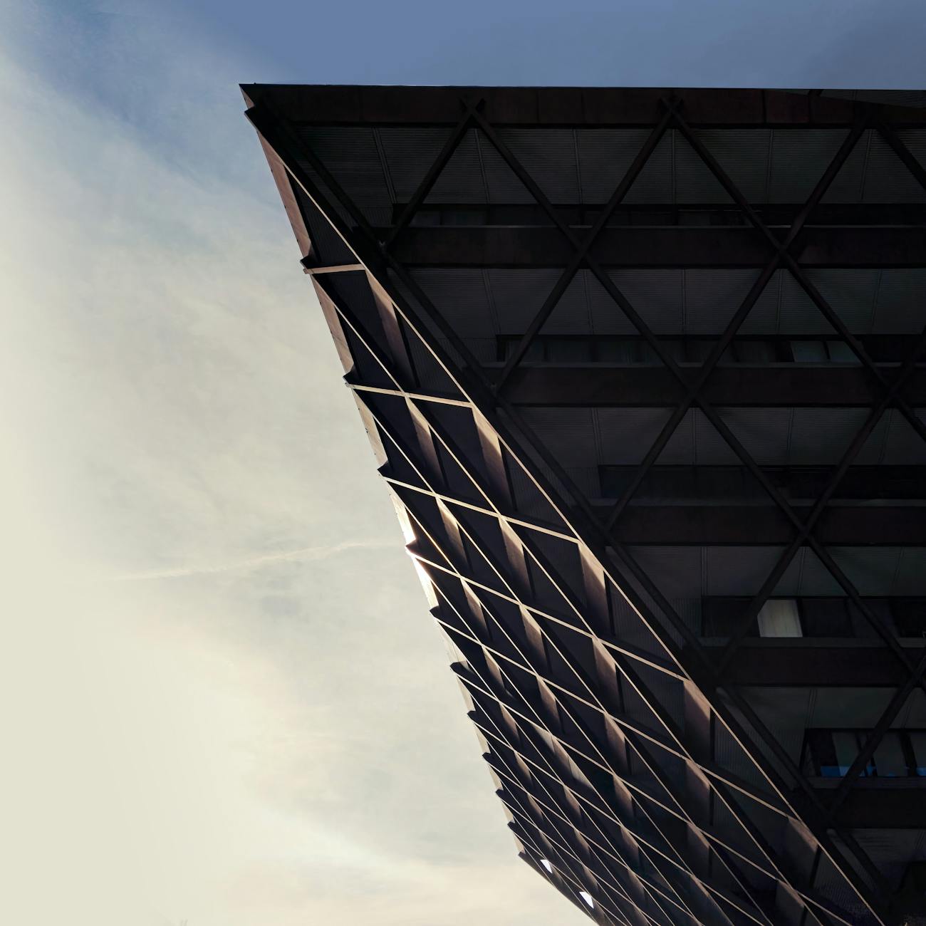 Structured Finance Products and Markets