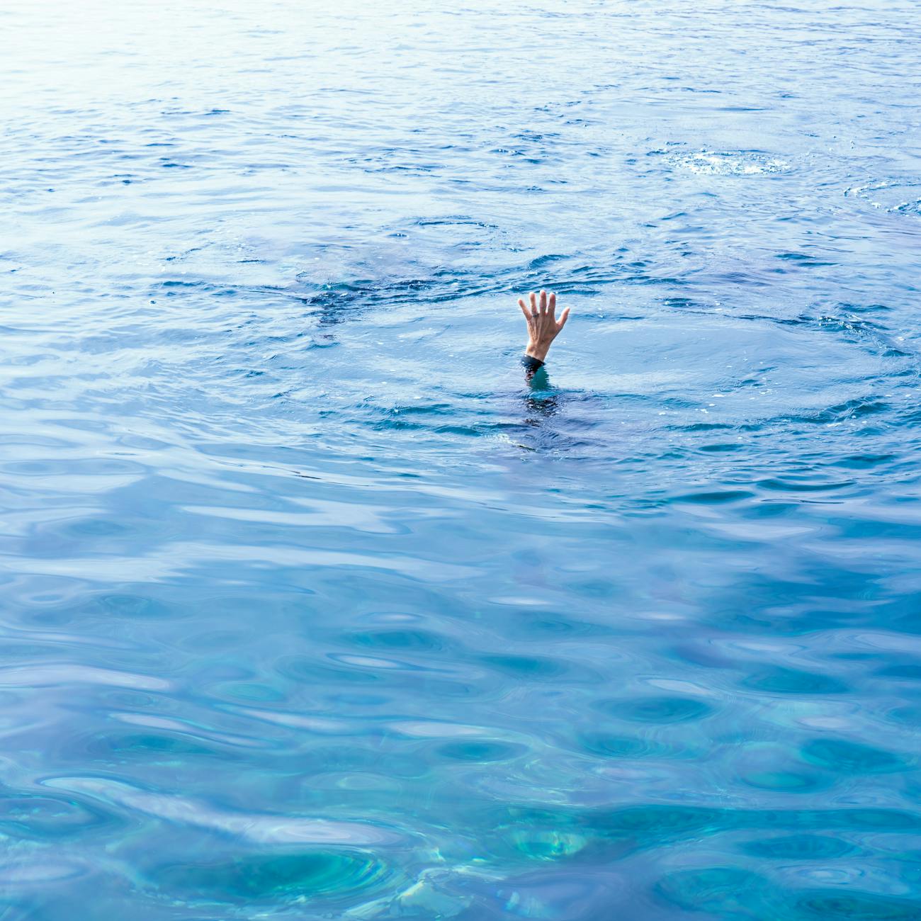 Communication and Interpersonal Skills in Ocean Therapy