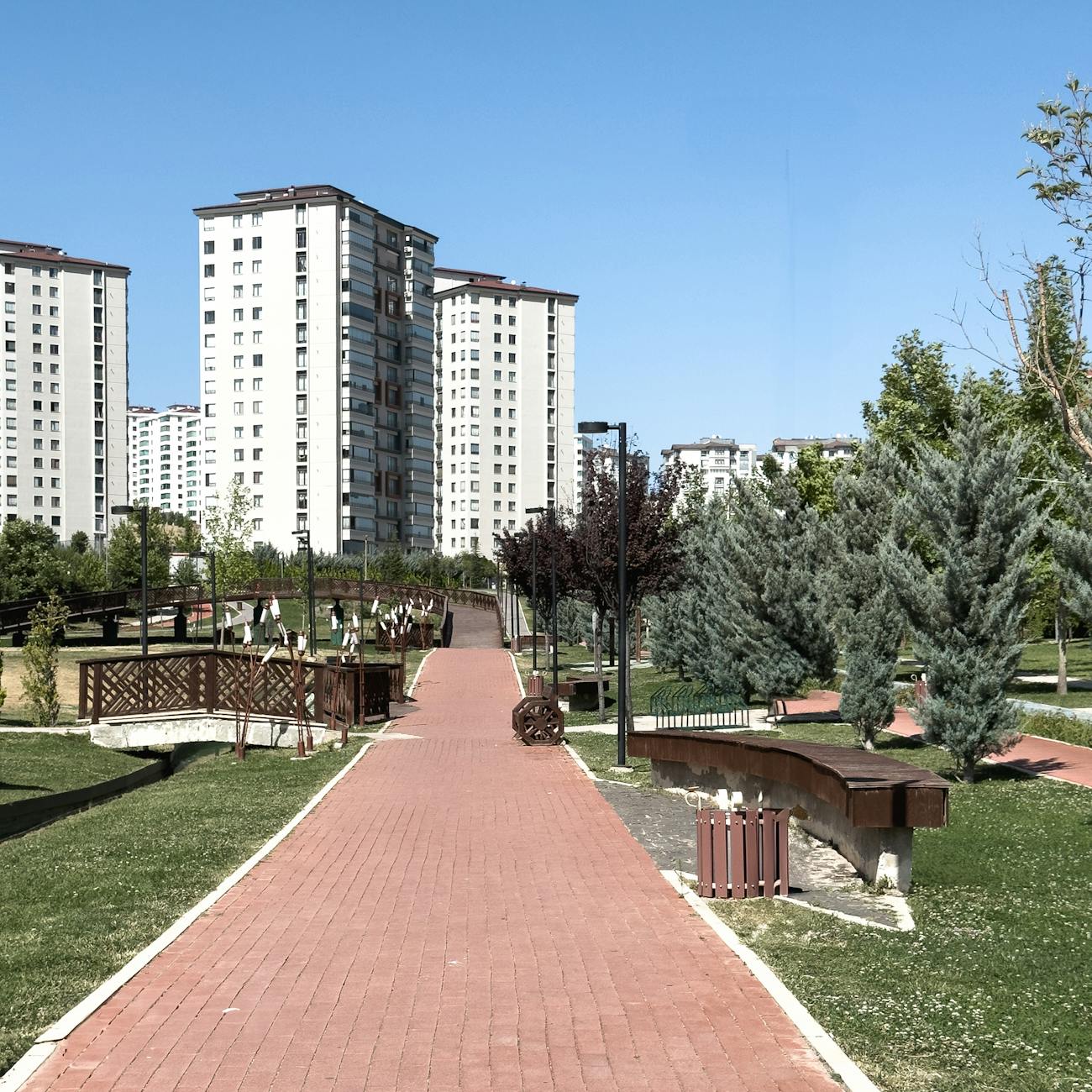 Vulnerability Assessment and Urban Risk Analysis