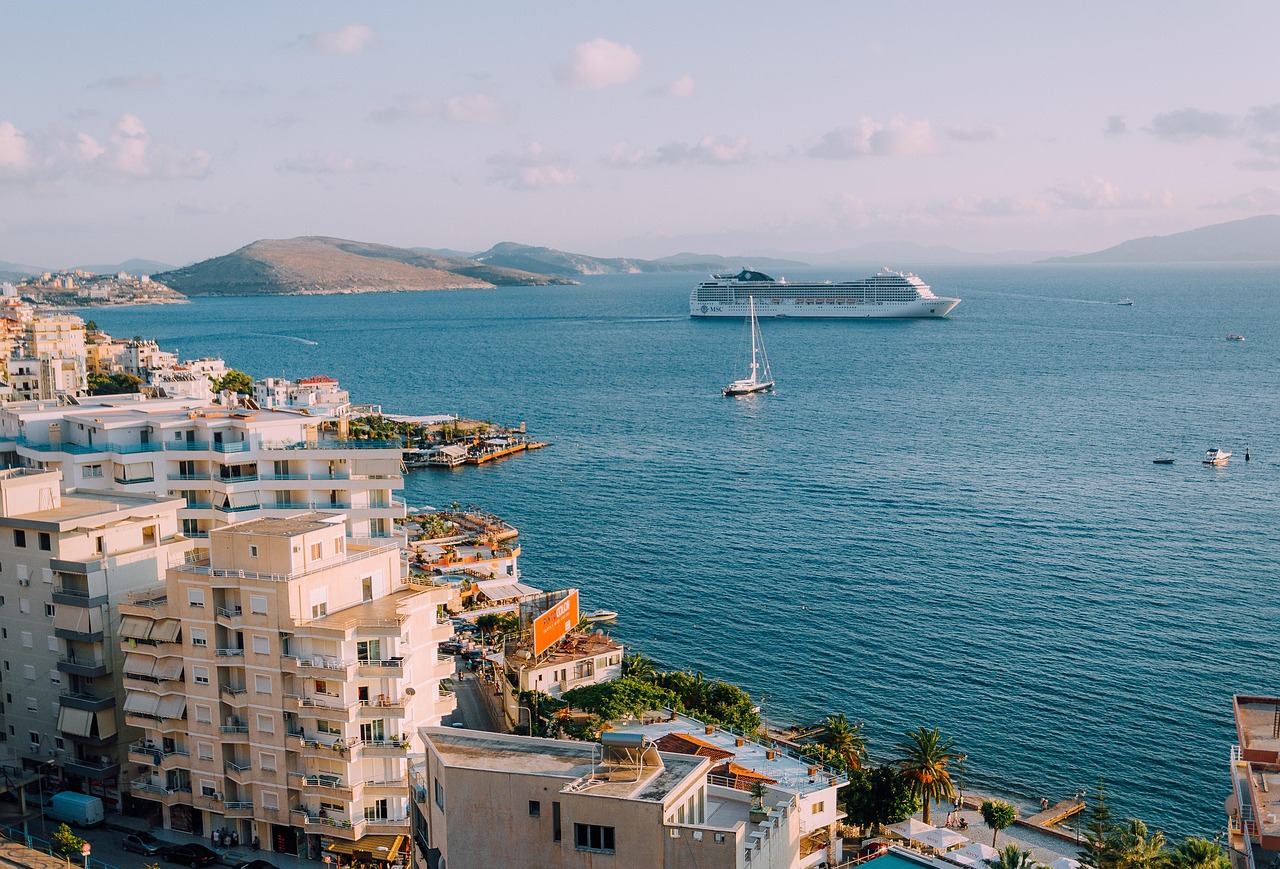 Biodiversity and Ecosystem Services at Sea  