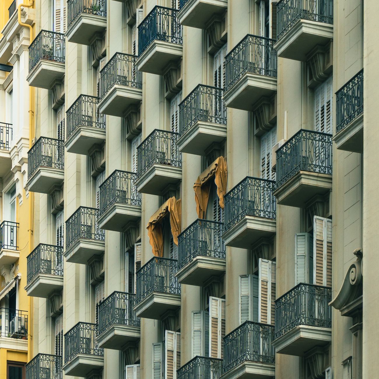 Hotel Real Estate Law and Contracts