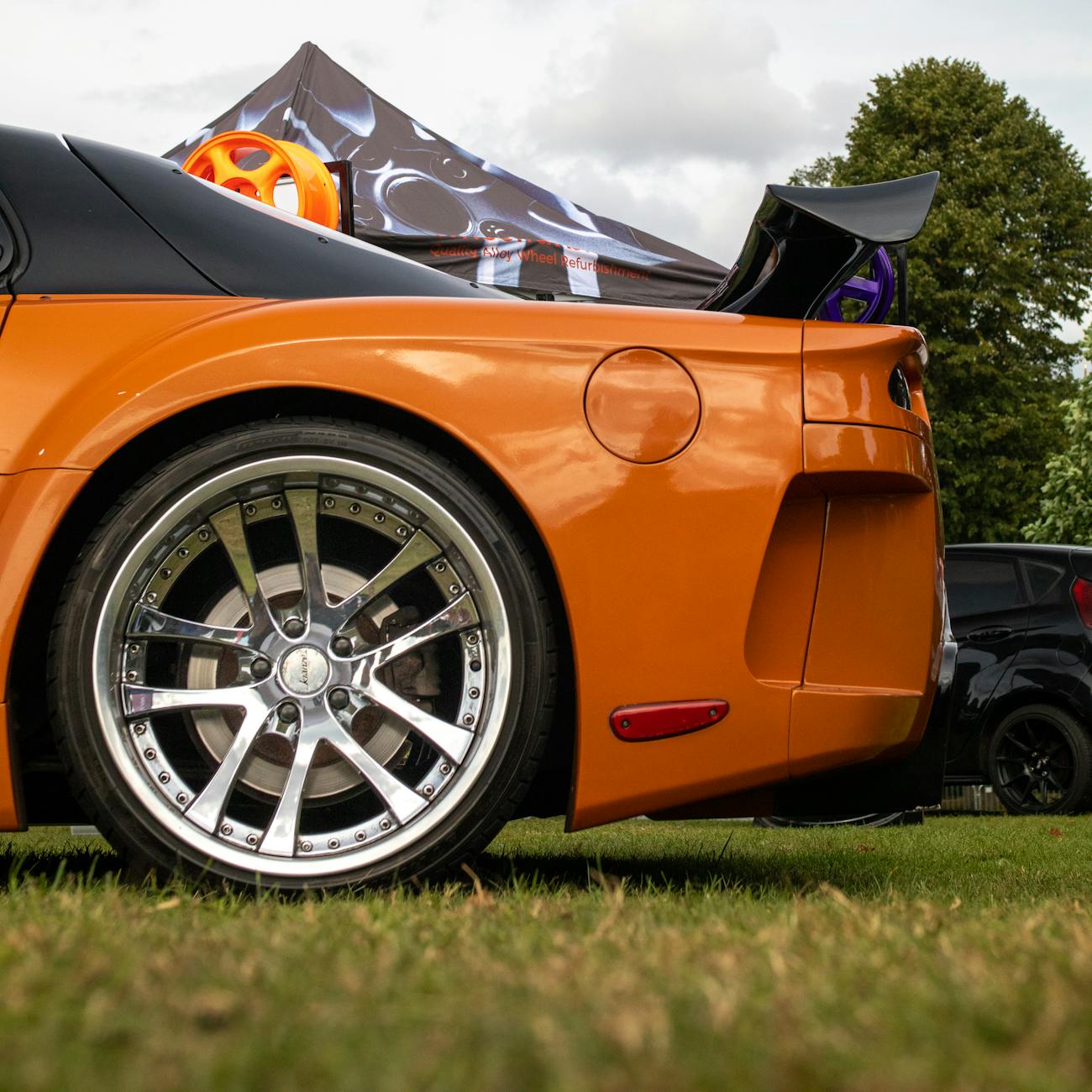 Building Trust and Credibility with Automotive Customers