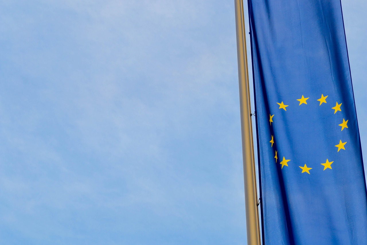 Digital Identity and KYC in FinTech