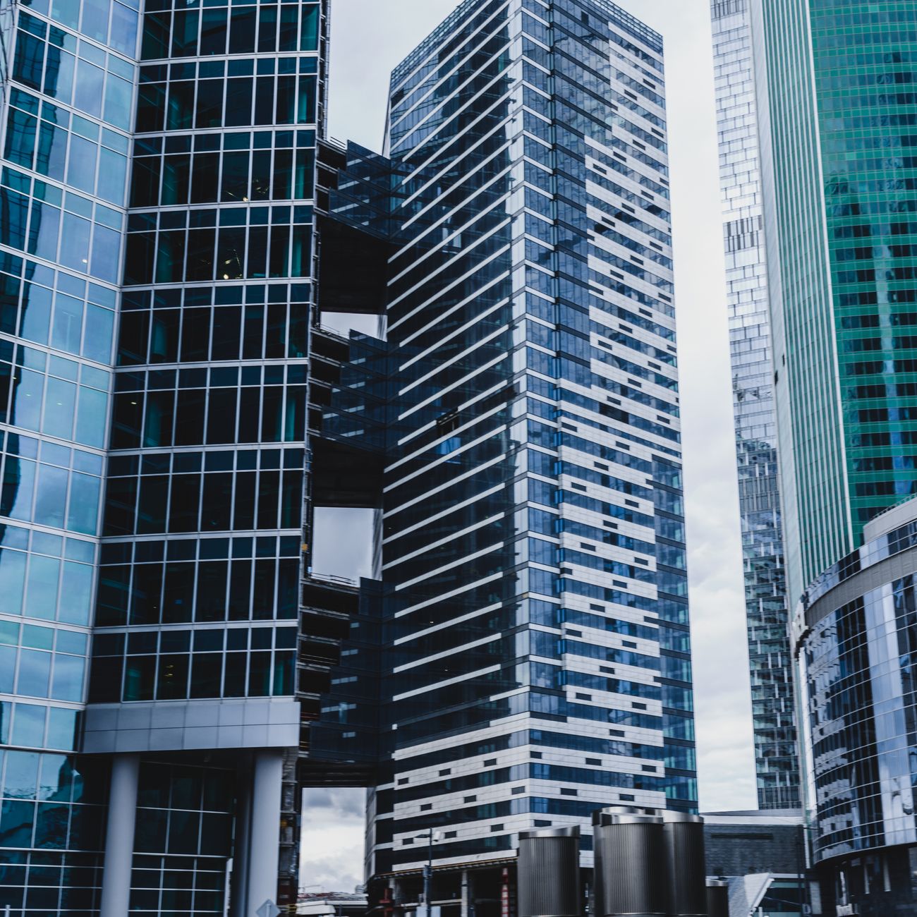 Risk Management in Sukuk