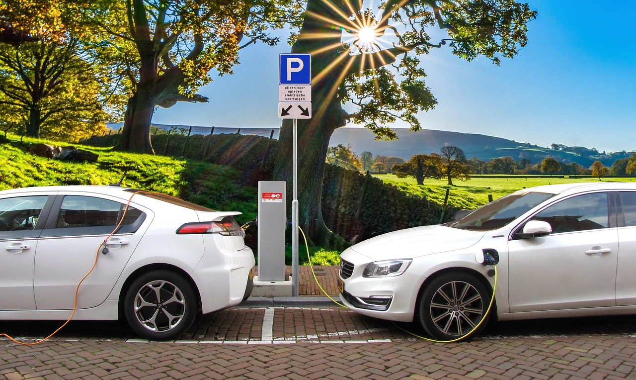 Hybrid Vehicle Technology Overview