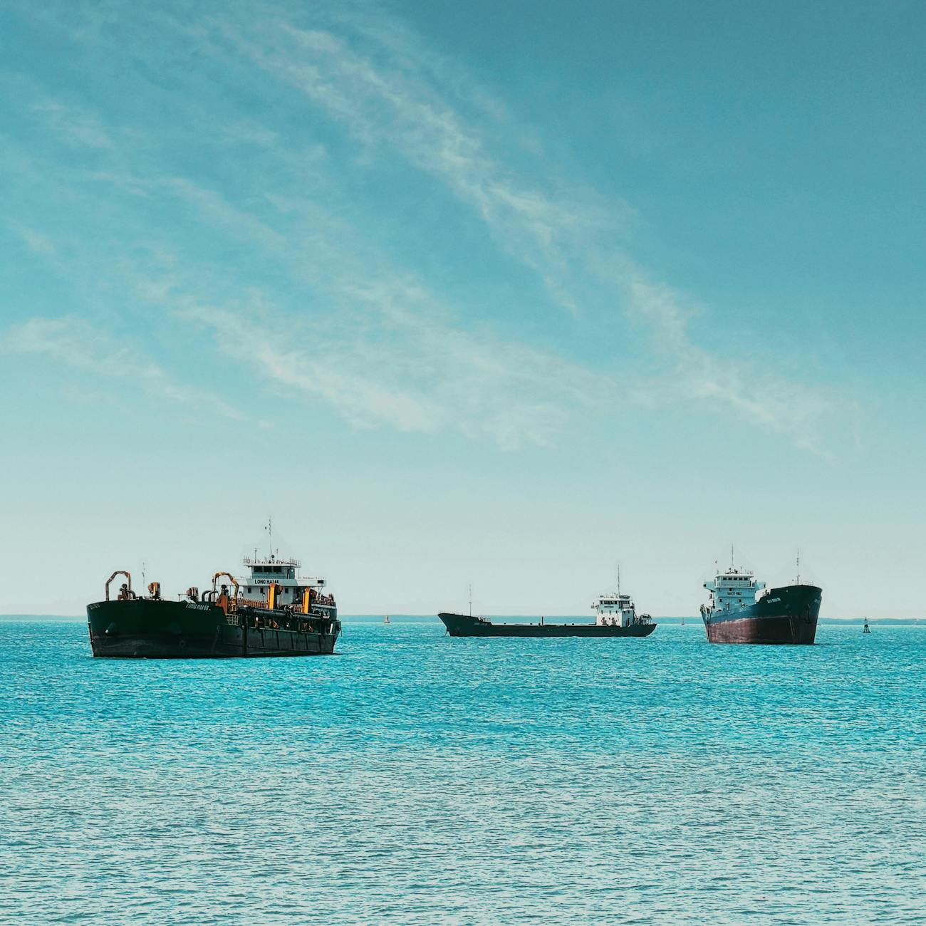 Underwater Explosives and Marine Applications