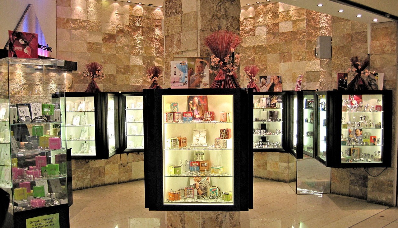 Visual Merchandising and Retail Design for Luxury Brands