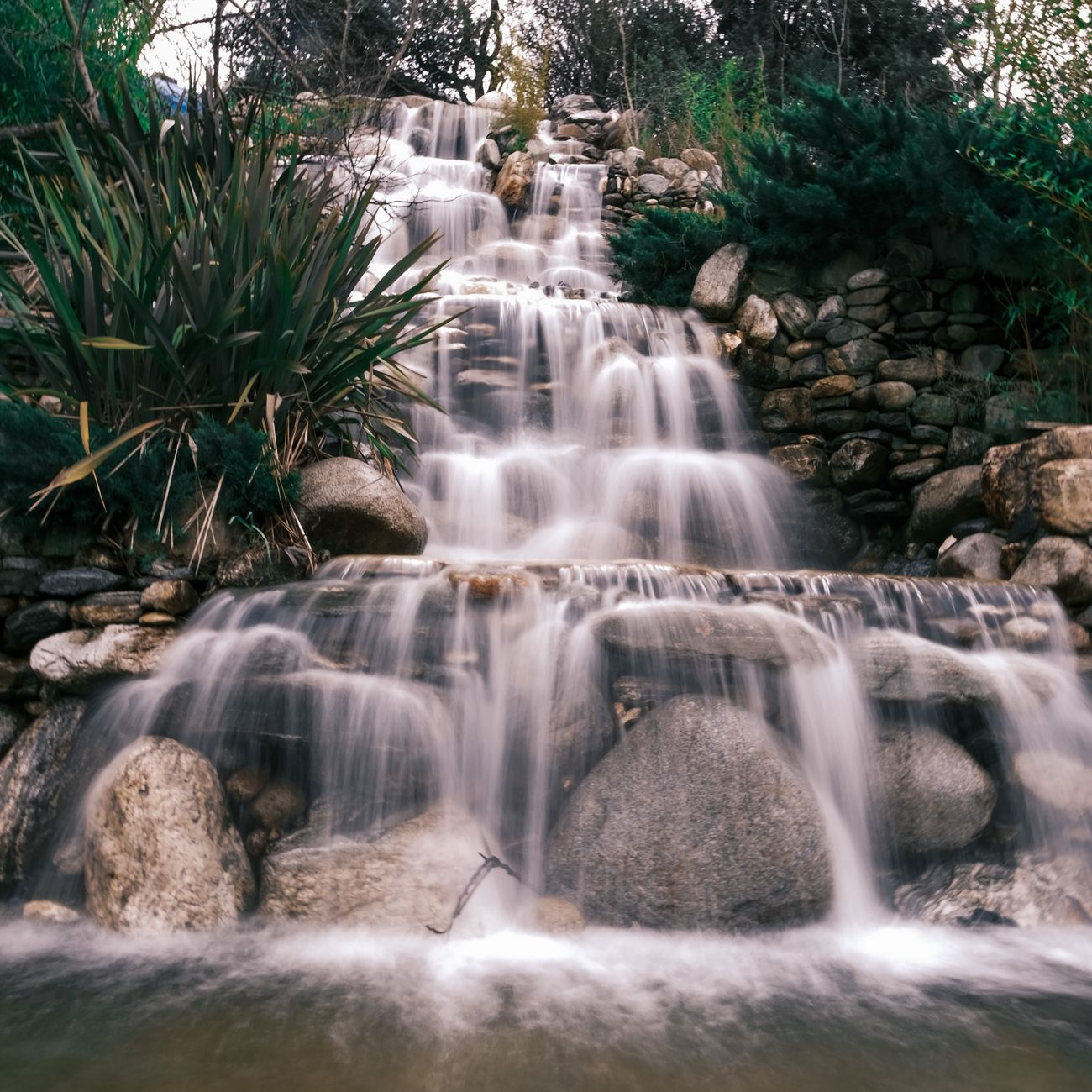 * Hydraulic Design of Water Resources Systems